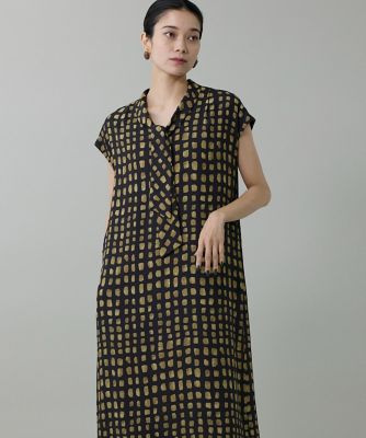 ＜INED (Women)＞デフォルメチェックボウタイワンピース　（７１５３１２１００８）