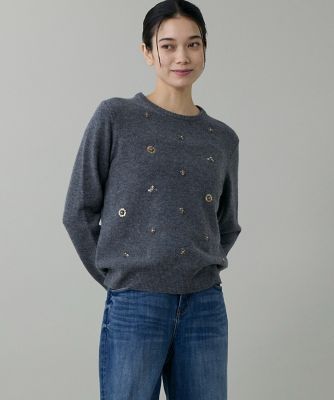 ＜INED L (Women/大きいサイズ)＞《大きいサイズ》クルーネックビジュー風刺繍ニット（７１５４１７０８３８）