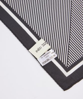 モノトーン柄シルク100％スカーフ（7154284602） | INED