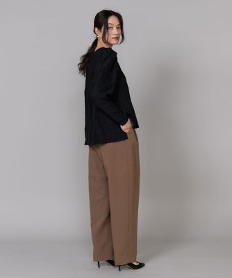 ダブルクロスバレルパンツ ｜ 立体フォルムで魅せる洗練トレンド