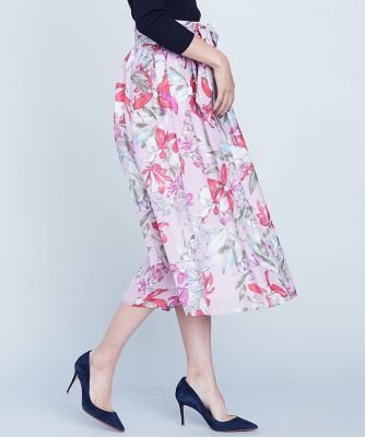 春夏 ラベンダー色のスカートを着こなす Coordinate Graph