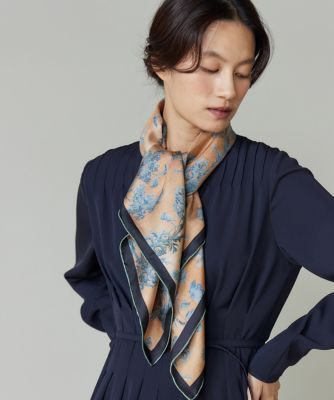 Classical Dahlia Scarfスカーフ