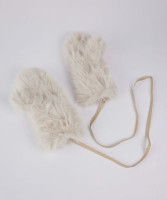 ＜SUPERIOR CLOSET (Women)＞ＭＡＦＦＯＲＡ　ＭＯＮＴＯＮ　ＷＩＴＨ　ＳＴＲＡＰ　ストラップ付ファーグローブ《ＡＬＰＯ》（８１５４２８１６０３）