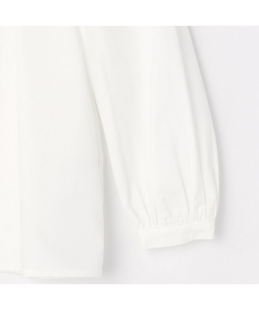 大きな襟の白い セーラーカラーブラウス（０５３２ＢＷ０３） | 三越伊勢丹オンラインストア 【公式】