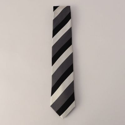 ＜COMME CA MEN (Men) ＞レジメンタルストライプレギュラータイ（０７６６ＮＧ０８）