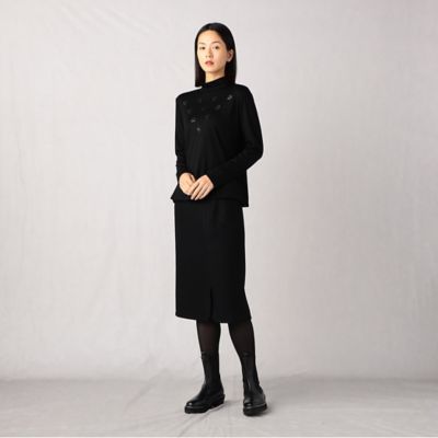 ビーズ＆スパンコール刺繍　ハイネックプルオーバージャージ（０８２０ＥＡ１１）