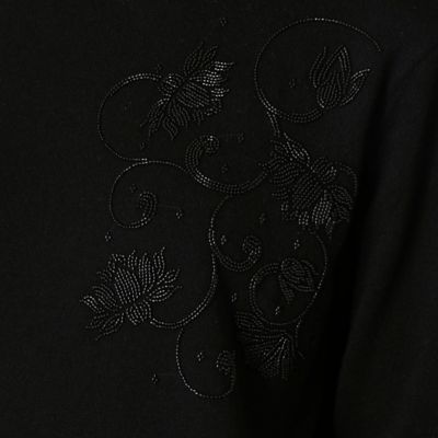 ガラスビーズ刺繍　タートルネックニットプルオーバー（０８２３ＩＷ２３）
