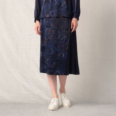 ＜ARTISAN (Women)＞シルクサテンスカート（０８９７ＦＡ１２）