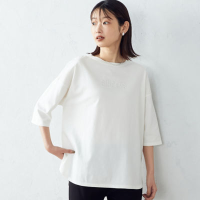 ＜COMME CA ISM (Women)＞ロゴ刺しゅう　五分袖Ｔシャツ（１２６４ＣＡ０２）