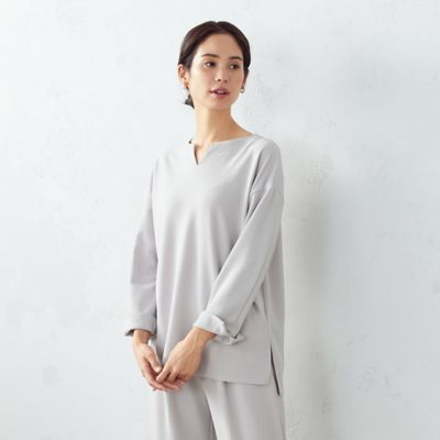 セットアップ対応 キーネックカットソー １２６９ｃｙ０１ 三越伊勢丹オンラインストア 公式
