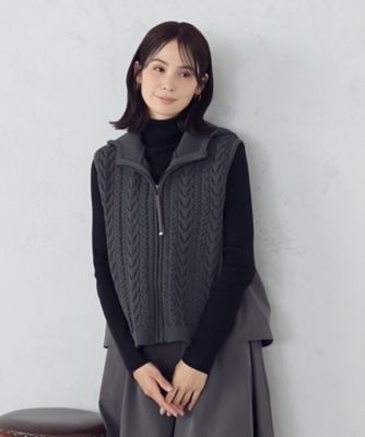 ＜COMME CA ISM (Women)＞ケーブルニット×タフタジレ（１２９０ＶＭ０１）