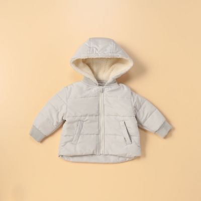 ＜COMME CA ISM (Baby&Kids)＞フード付き　中綿ブルゾン（８０・９０ｃｍ）（２３２８ＭＡ０１）