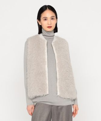 ＜BASILE28 (Women)＞ＧＬＯＳＳＹ　ＲＩＢ　フェイクファー　ジレ（２８１４ＶＩ０９）