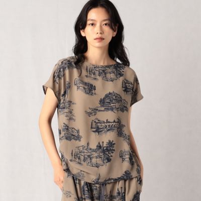 ＜BASILE28 (Women)＞【セットアップ対応】フィレンツェモチーフプリント　ドレープブラウス（２８１８ＢＣ１５）