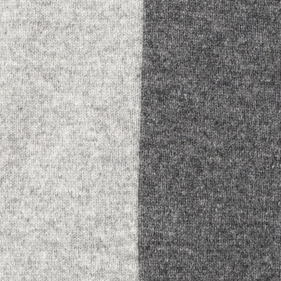 カラーブロック配色　Ｖネックプルオーバー（２８１８ＩＷ１８）