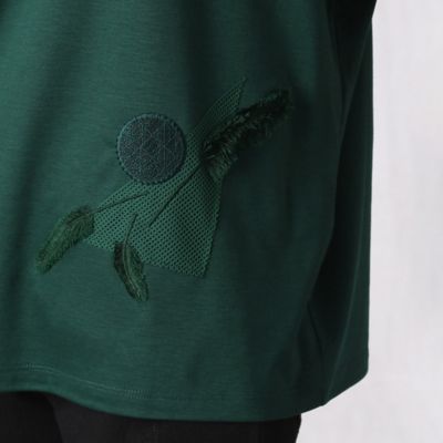 〔＋サイズ〕コラージュ刺繍プルオーバー（２８７１ＥＹ１５）