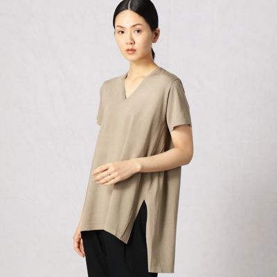 〔＋サイズ〕レーヨンストレッチ　　Ｖネック半袖プルオーバー（２８７１ＩＹ２２）