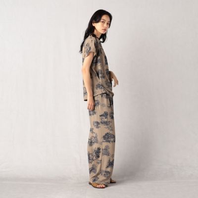 〔　＋サイズ　〕　【セットアップ対応】フィレンツェモチーフプリント　ドレープブラウス（２８７８ＢＣ１５）