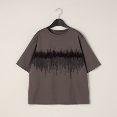 〔＋サイズ〕プレミアムスムース　テープ刺繍Ｔシャツ（２８８０ＴＡ０２）