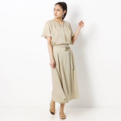 〔ＴＡＬＬサイズ〕【セットアップ対応】サテン　タックブラウス（３４０７ＨＴ０８）