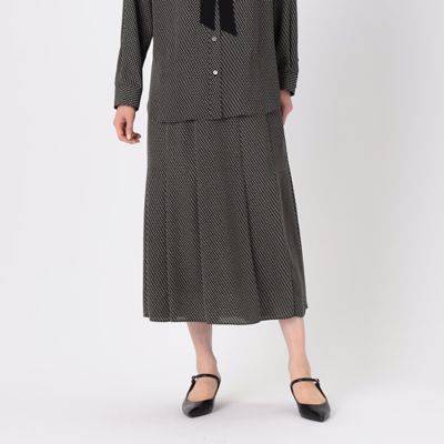 〔　ＴＡＬＬサイズ　〕　【セットアップ対応】バックサテンアムンゼン幾何小紋柄　スカート（３４３８ＦＧ１０）