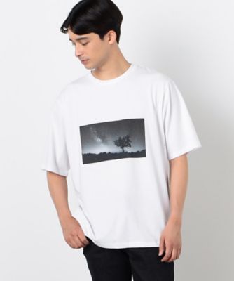 ＜COMME CA ISM (Men)＞【接触冷感機能】　Ｆｅｅｌ－Ｃｏｏｌ　フォトＴシャツ　「Ｓｔａｒｒｙ　ｓｋｙ」（４７６０ＴＩ５５）