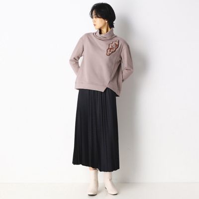 ビーズ刺繍　ワッペン付きトレーナー（７２２１ＥＳ０１）