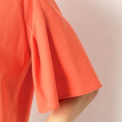 〔ＴＡＬＬサイズ〕タックフレアースリーブＴシャツ（７６０１ＥＹ０７）