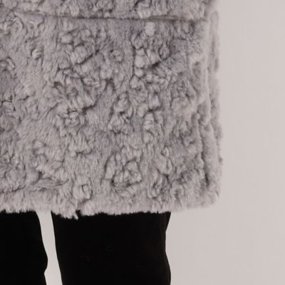 〔　ＴＡＬＬサイズ　〕　フェイクファー　ロングブルゾン（７６１１ＭＥ０３）