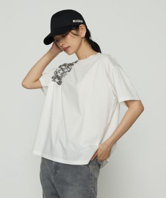 SAINT LAURENT 伊勢丹購入　ホワイト 半袖Tシャツ 星 SAINT LAURENT 伊勢丹購入 ホワイト 半袖Tシャツ 星