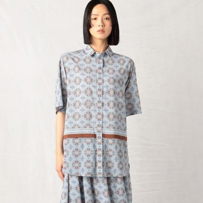 ＜β (Women)＞モロッコタイルプリント　総柄シャツ（７７１２ＨＣ２４）