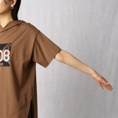 〔１３号サイズ〕レインボープリント　Ｔシャツ（７７８０ＴＹ５５）