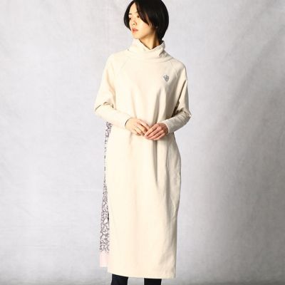 ＜β (Women)＞パシフィック裏毛　いちご柄　ロングワンピース（７７９７ＴＴ１５）