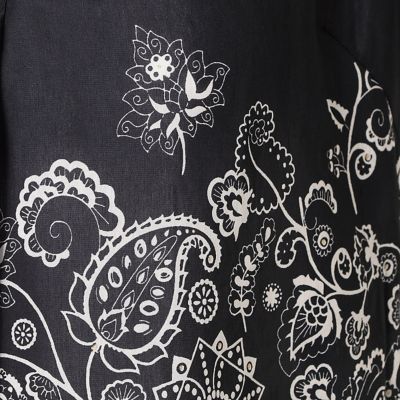 〔　＋サイズ　〕　ラミーコットンエンブロイダリー　シアー刺繍のシンプルシャツ（７８０２ＨＨ０２）