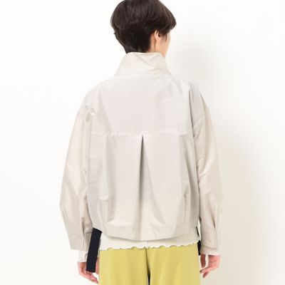 〔　＋サイズ　〕　【洗える】ストレッチタフタ　アシンメトリーカラーのブルゾン（７８０３ＶＣ０２）