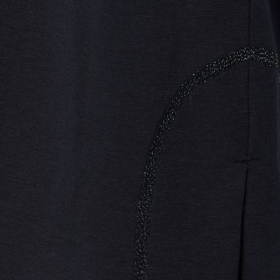 〔＋サイズ〕【ウォッシャブル】ポンチ　キラキラステッチ　フーディ（７８２１ＥＷ０５）