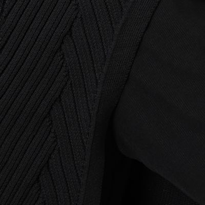〔　＋サイズ　〕　ふわっとポリエステル　ヘリンボーン柄ニット（７８３０ＩＣ０１）
