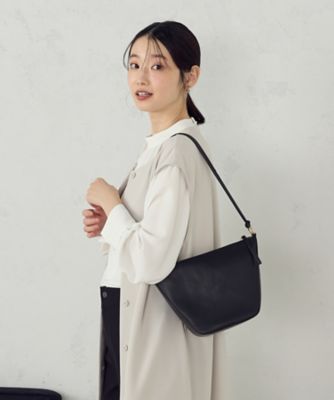 ＜MONO COMME CA (Women)＞ワンショルダーバッグ（９５２０ＢＫ１４）
