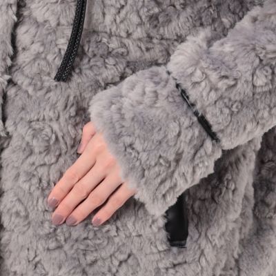 〔　Ｓサイズ　〕　フェイクファー　ロングブルゾン（９６１１ＭＥ０３）