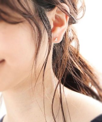 Ｋ１８ダイヤモンド　ランダムクラスター３石　スタッドピアス（２００１９０４４２７）