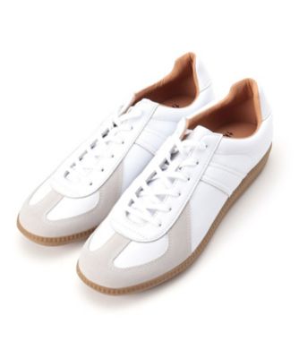 春コーデのマストアイテム 22年おすすめメンズ白スニーカー シューズ 三越伊勢丹オンラインストア 公式