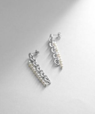＜COCOHNIK ONKITSCH (Women)＞シルバー　バロックパール　チェーンコンビネーション　スタッドピアス（２００２０４６７５８）