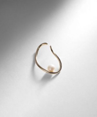 ＜COCOSHNIK (Women)＞Ｋ１０パール　カーブライン　イヤーカフ（左耳用）（２００２０５０８３０）