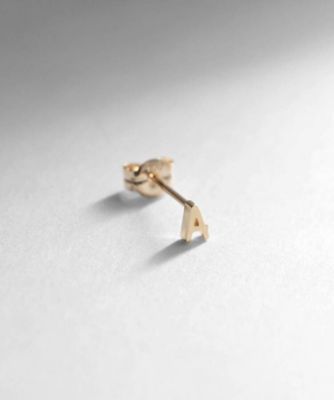 ＜COCOSHNIK (Women)＞【ＷＥＢ限定】Ｋ１０イニシャルＡ　スタッドピアス（片耳用）（２００２１２８９４４）