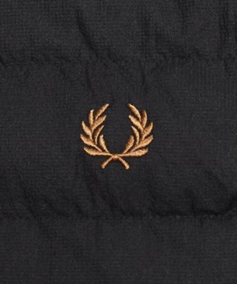 ＦＲＥＤ　ＰＥＲＲＹ（フレッドペリー）ジャケットパーカ（２００２１９４１９９）