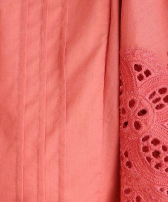 スカラップ刺繍フレアースリーブブラウス（２００２２６３０７１）
