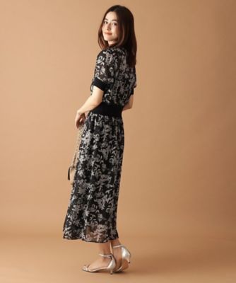 【新品ドレステリア】元値6万円以上/半額以下！高級感かなりあります EC・博多店限定 フラワープリントハーフスリーブワンピース