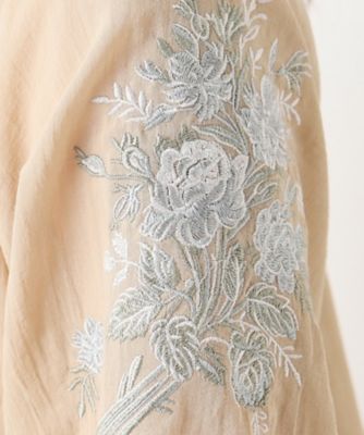 【刺繍入り／コットン１００％／洗える】エロンビーポージー柄ブラウス（２００２３３０３３３）