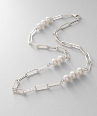 ＜COCOHNIK ONKITSCH (Women)＞シルバー　フラットケーブルチェーン　淡水パールステーションネックレス（２００２３４５８００）