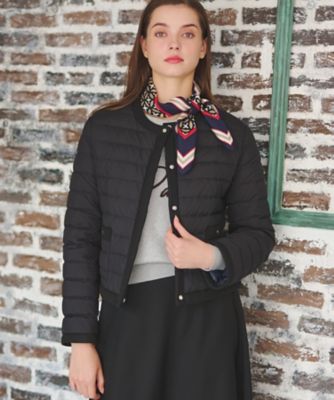 ◇【美シルエット／上品】ノーカラータフタショートライトダウン
